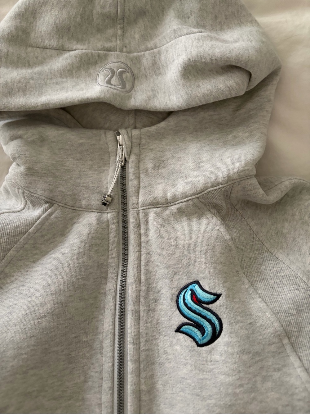 Lululemon x Seattle Kraken Oversized Scuba Hoodie sz M/L